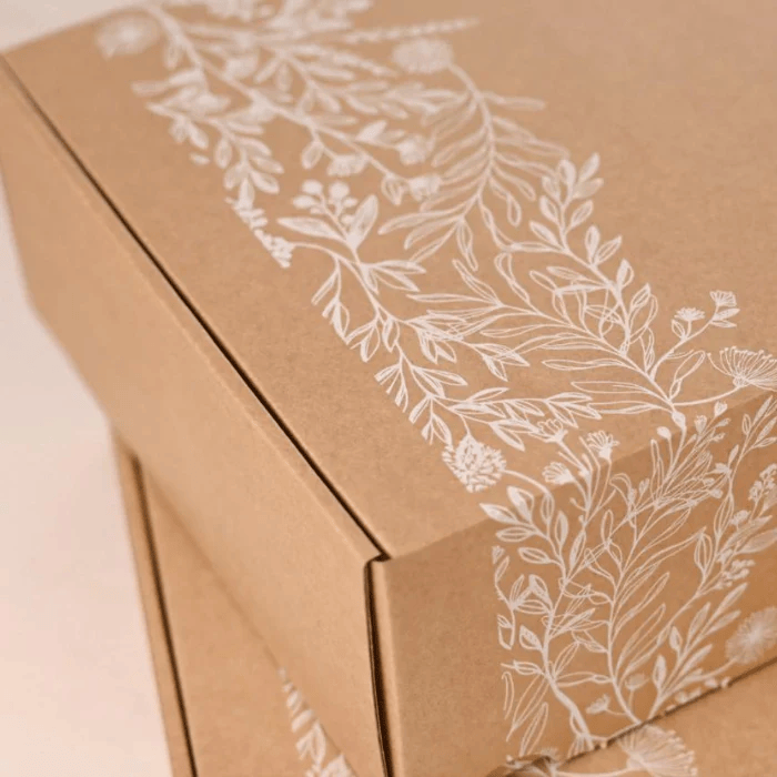 Geschenkbox Nature mit schönem floral Design