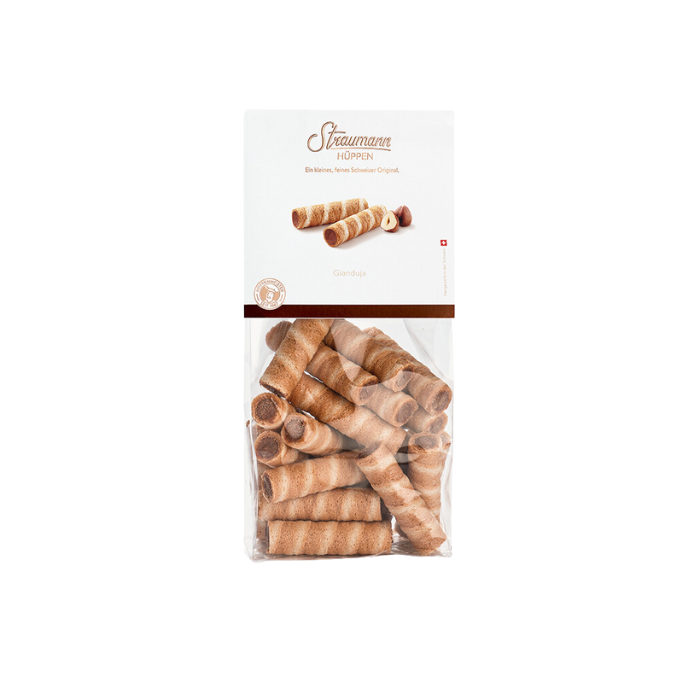 Straumann Gianduja Hüppen vor weissem Hintergrund