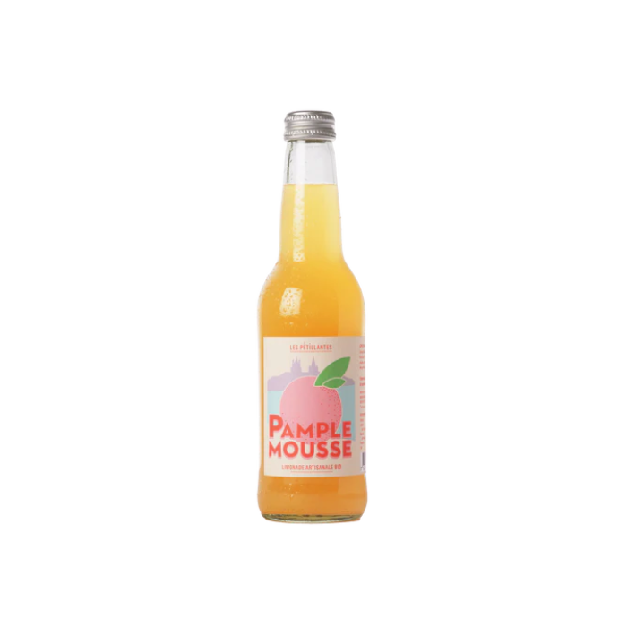Grapefruit Bio-Limonade Pamplemousse vor weissem Hintergrund