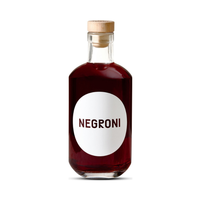 Negroni vor weissem Hintergrund