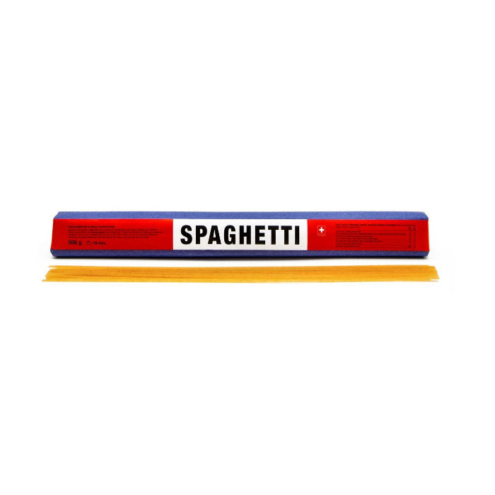 Schweizer Spaghetti aus dem Val Poschiavo 500g vor weissem Hintergrund