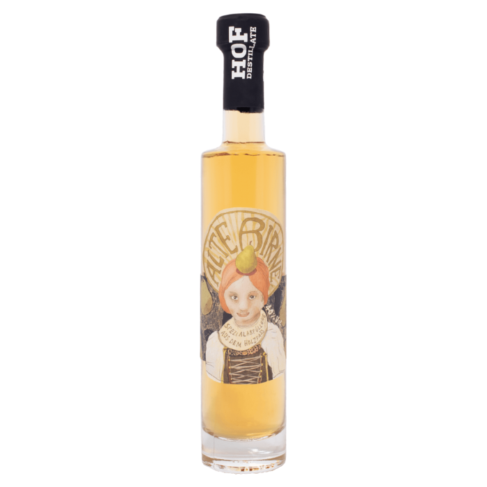 Alte Birne Spezialabfüllung Flasche vor einem weissen Hintergrund.
