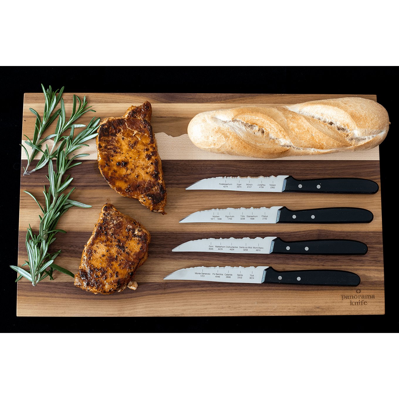 Panoramaknife Steakmesser-Set Best of Switzerland Mood Bild mit Brot, Fleisch auf Schneidebrett