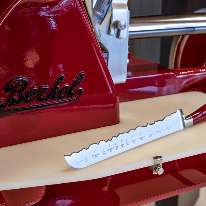 Panoramaknife Best of Switzerland Brotmesser Berkel Sonderedition auf Berkel Bank