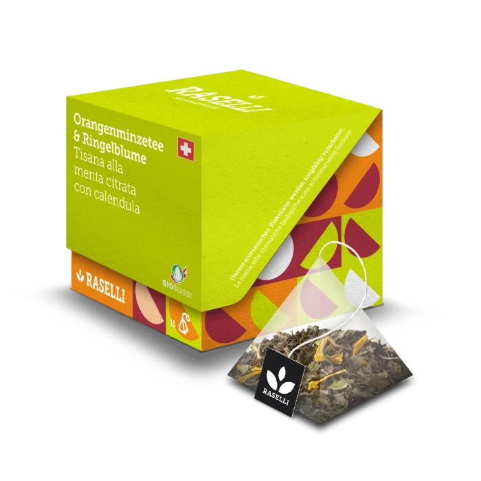 Bio Raselli Bergkräutertee mit Orangenminze und Ringelblume vor weissem Hintergrund